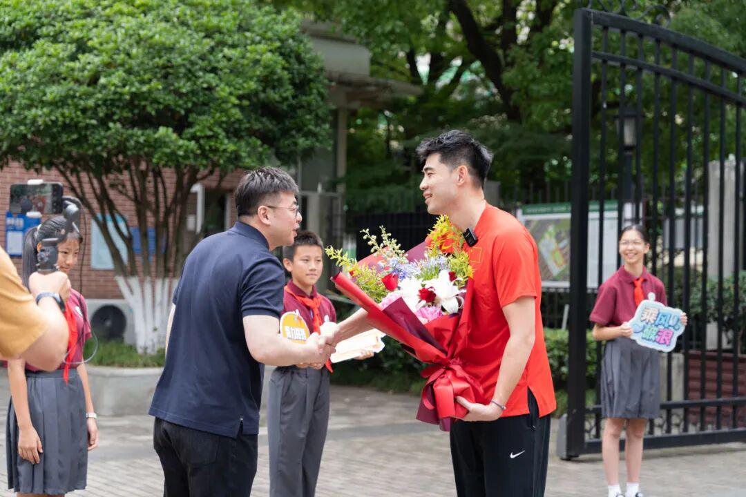 半全场分析：安德莱赫特主场抢先发力，客队难挡后程攻势