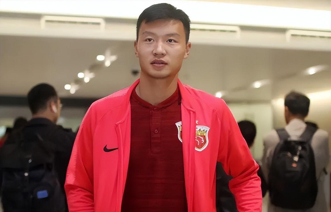 阿奴诺比将获斯凯奇个人签名球鞋